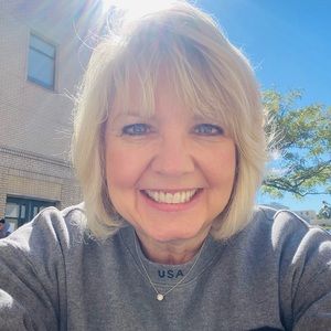 Meet your Posher, Tami